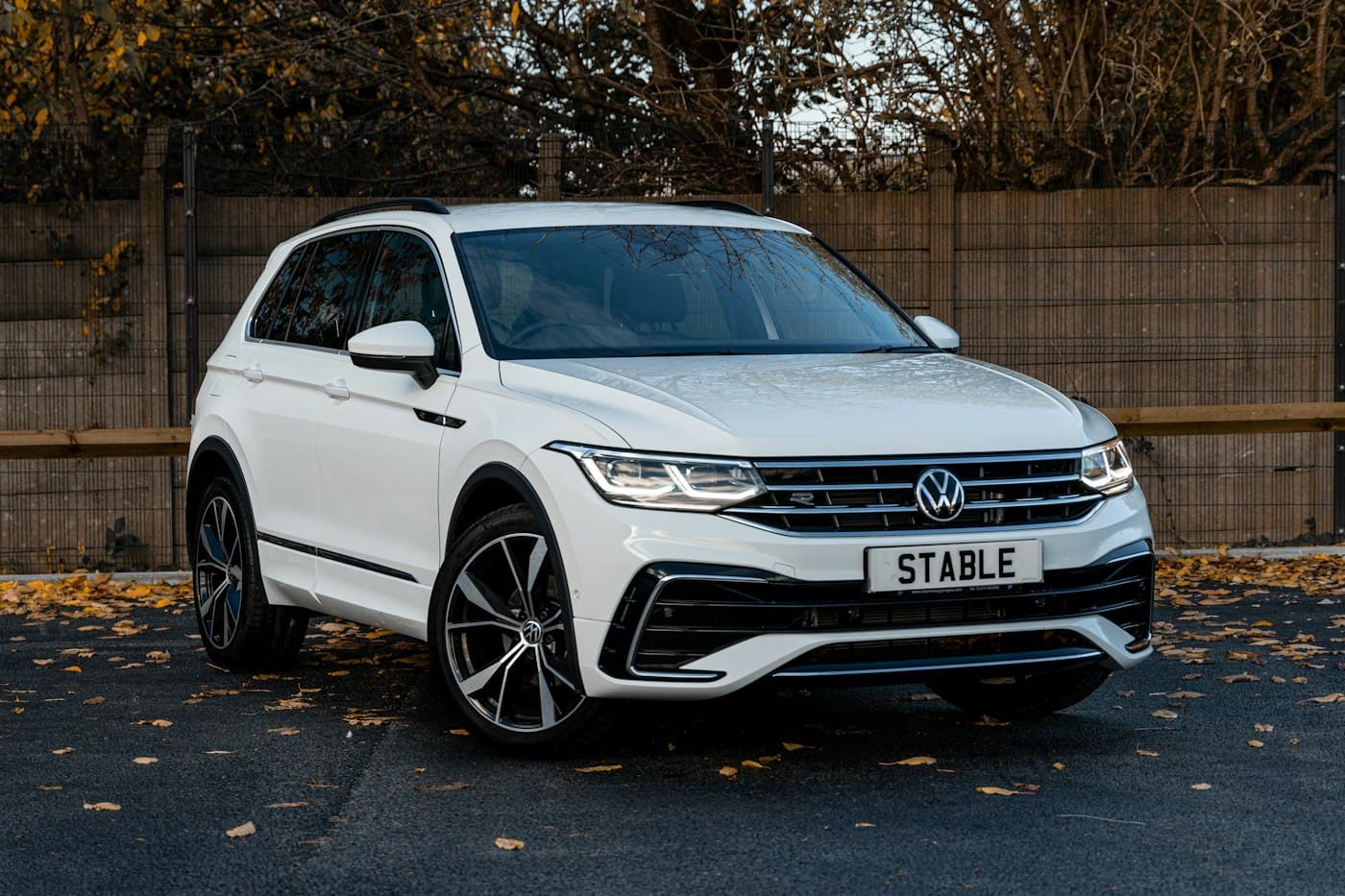 Photo 1 of 4 of 2021 Volkswagen Taigun Comfortline